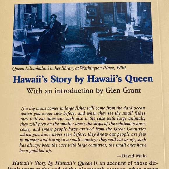 Hawaii story by Hawaii’s Queen Liliuokalani New paperback - Picture 2 of 2